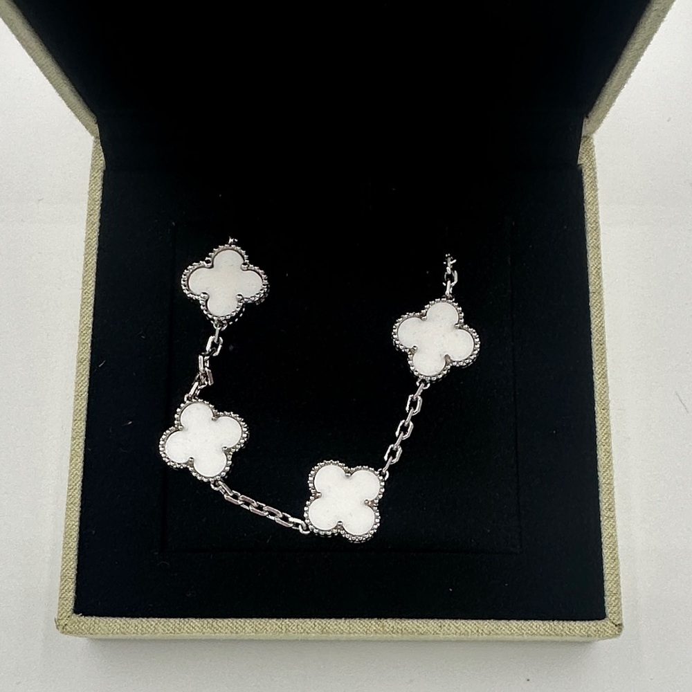 Elegant Silver and White Clover Bracelet